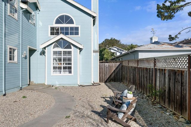 622 Avenue Balboa, El Granada, CA 94018