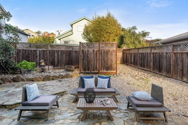 622 Avenue Balboa, El Granada, CA 94018