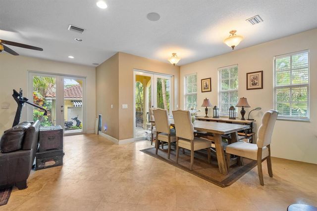 218 N Palmway, Lake Worth Beach, FL 33460