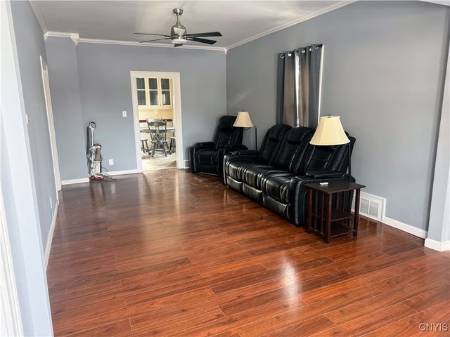 4227 Fairview Parkway, Hamburg, NY 14219