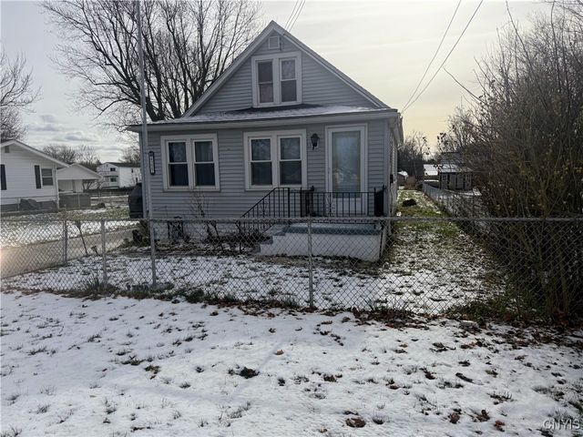 4227 Fairview Parkway, Hamburg, NY 14219