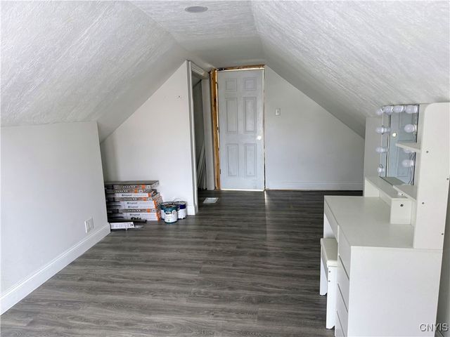 4227 Fairview Parkway, Hamburg, NY 14219