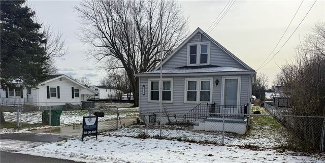 4227 Fairview Parkway, Hamburg, NY 14219