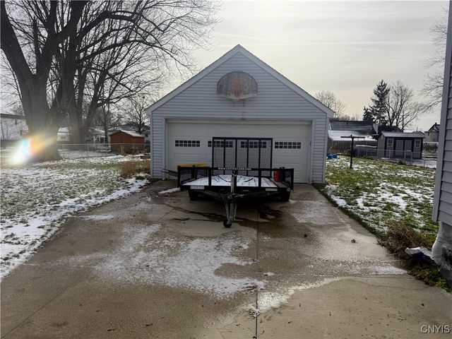 4227 Fairview Parkway, Hamburg, NY 14219