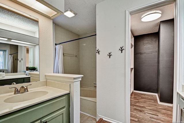 6911 QUAIL LK, San Antonio, TX 78244