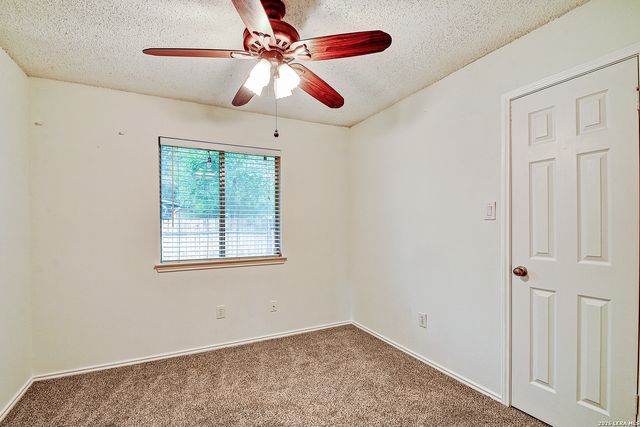 6911 QUAIL LK, San Antonio, TX 78244