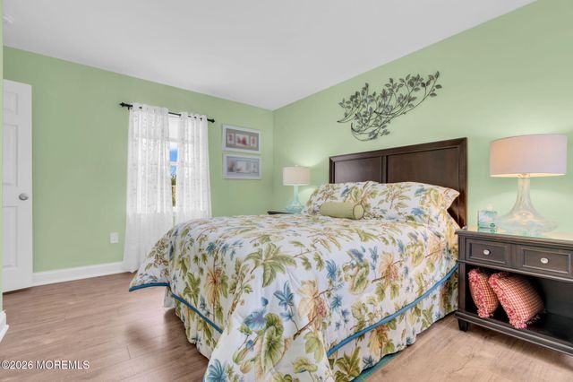 71 S Manor Court, Wall, NJ 07719