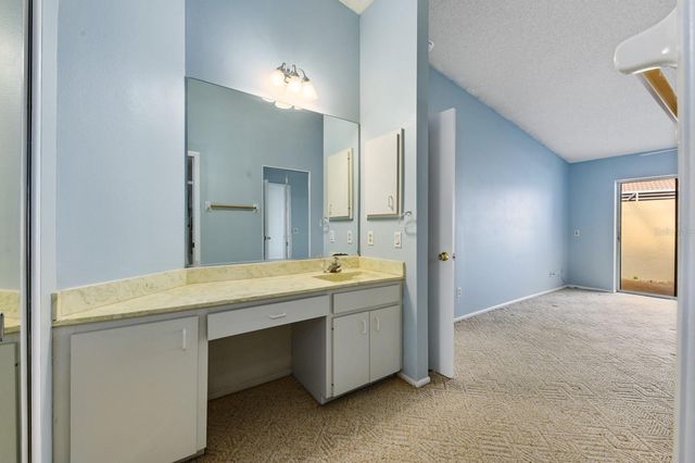 5528 37TH STREET E 5528, Bradenton, FL 34203