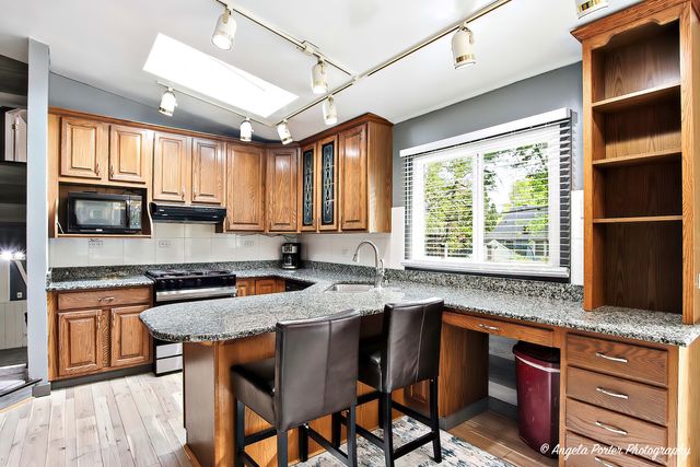 34679 N Hiawatha Trail, Mchenry, IL 60051