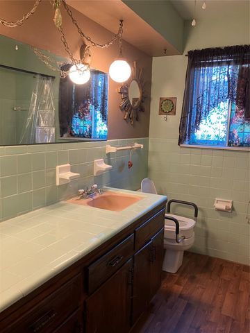 920 W Mitchell Drive, Midwest City, OK 73110