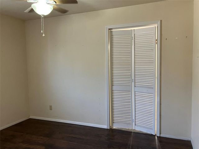 920 W Mitchell Drive, Midwest City, OK 73110