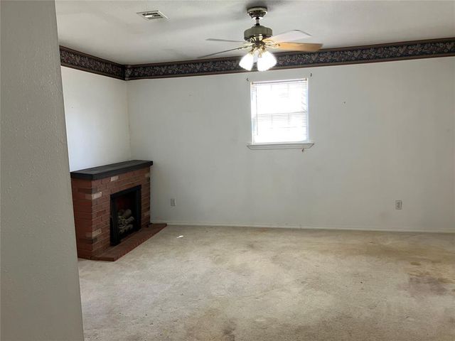 920 W Mitchell Drive, Midwest City, OK 73110