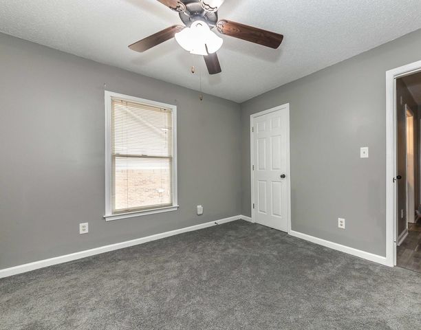 12150 OSBORNE GROVE DR, Arlington, TN 38002