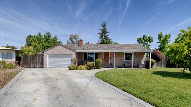3077 Bertis Dr, Sacramento, CA 95821