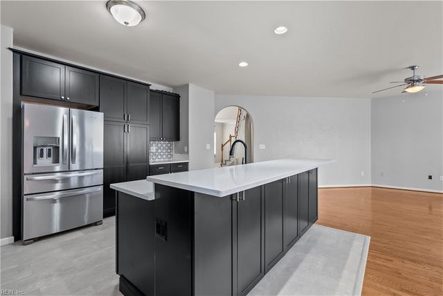 1949 Lemonwood RD, Chesapeake, VA 23323