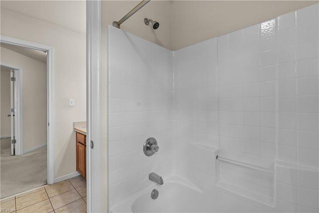 1949 Lemonwood RD, Chesapeake, VA 23323