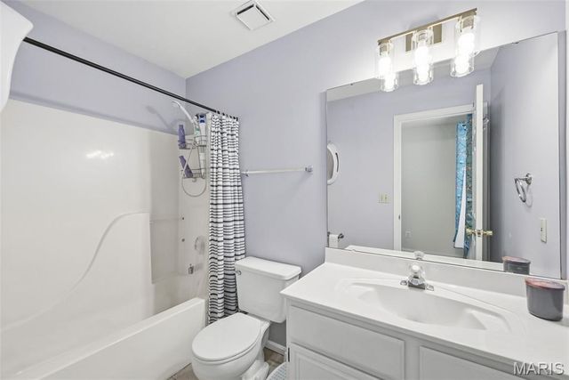 4334 Southview Way Drive, St Louis, MO 63129