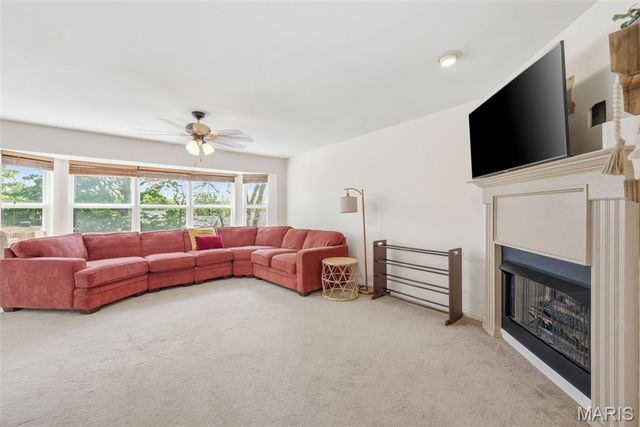 4334 Southview Way Drive, St Louis, MO 63129