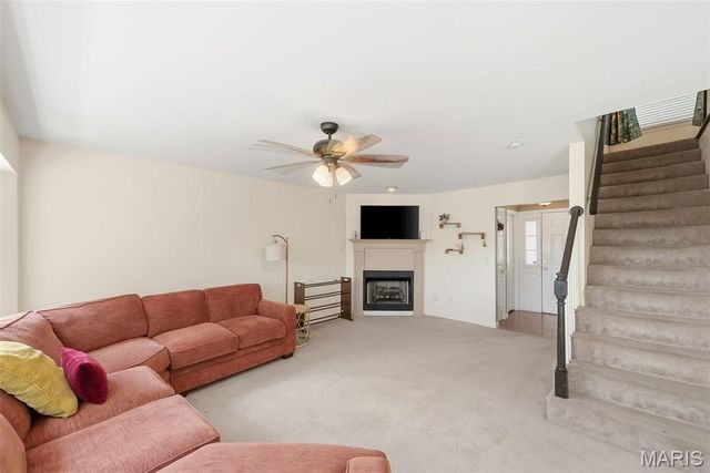 4334 Southview Way Drive, St Louis, MO 63129