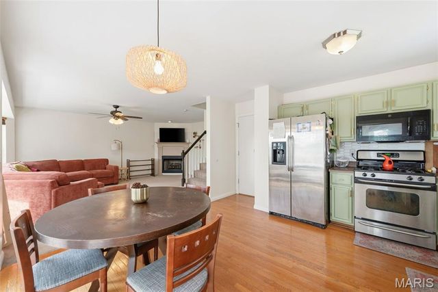 4334 Southview Way Drive, St Louis, MO 63129