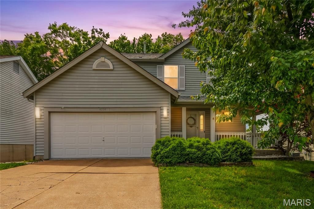 4334 Southview Way Drive, St Louis, MO 63129