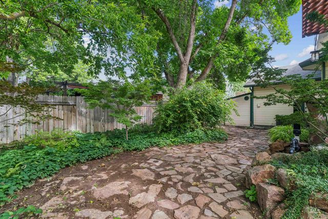 9831 W Ripley St, Boise, ID 83704
