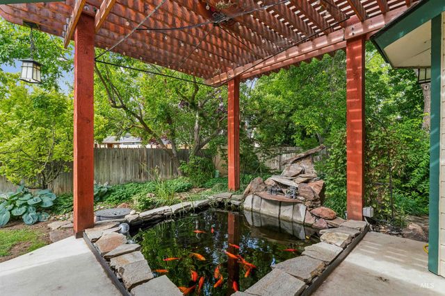 9831 W Ripley St, Boise, ID 83704