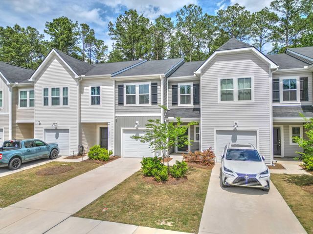 8052 Reagan Way, North Charleston, SC 29418