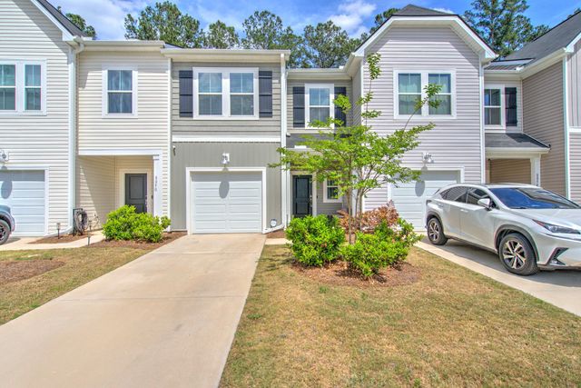 8052 Reagan Way, North Charleston, SC 29418