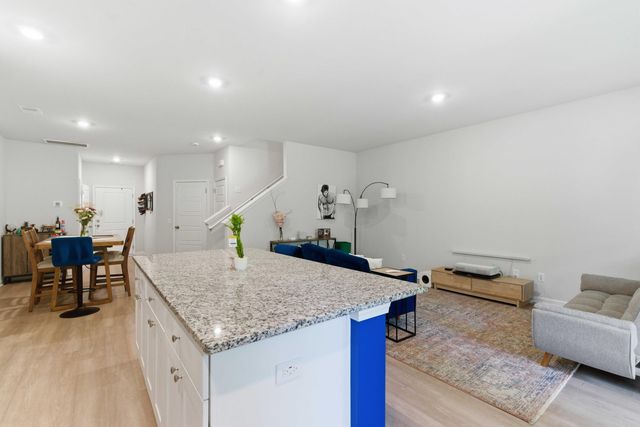 8052 Reagan Way, North Charleston, SC 29418