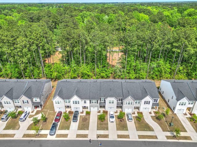 8052 Reagan Way, North Charleston, SC 29418