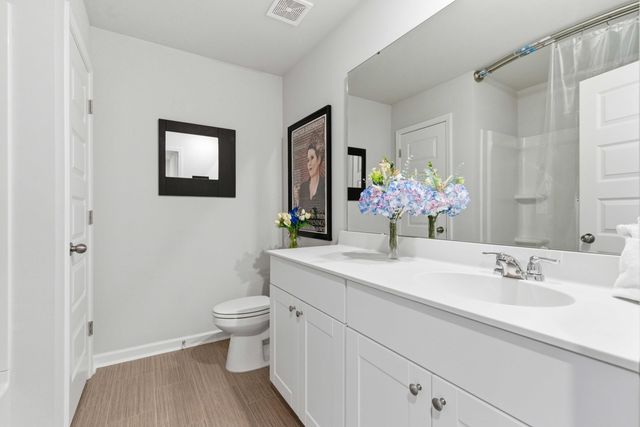 8052 Reagan Way, North Charleston, SC 29418