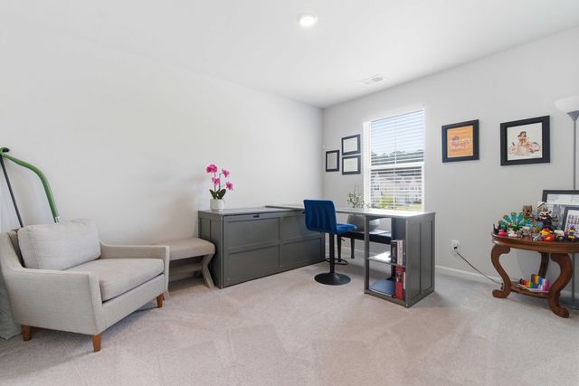 8052 Reagan Way, North Charleston, SC 29418