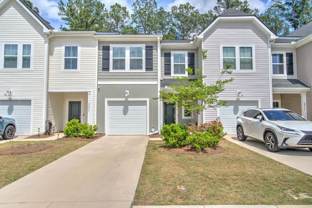 8052 Reagan Way, North Charleston, SC 29418