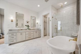 19 Wentworth Gate Path, Houston, TX 77027