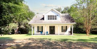 26 Harvey Burkss Road, Picayune, MS 39466