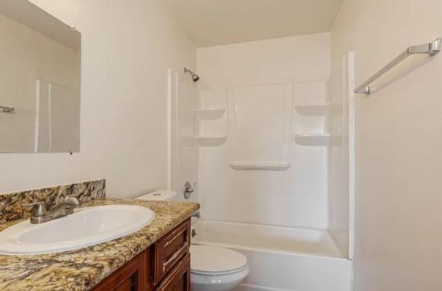 8233 W Indianola Avenue, Phoenix, AZ 85033