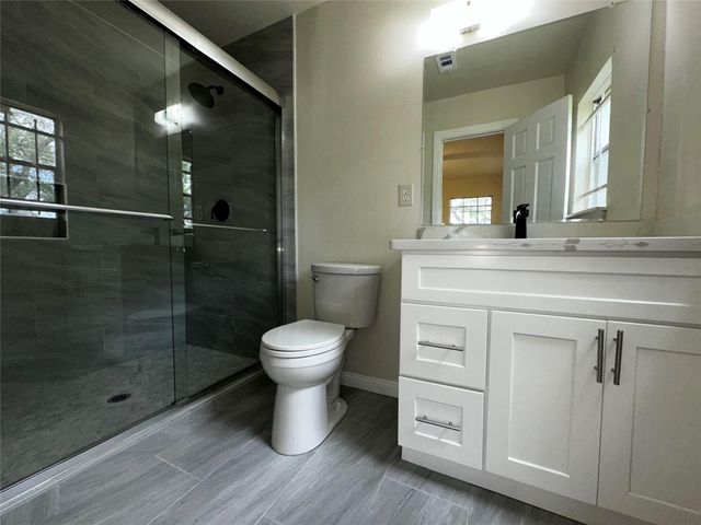 6023 Belarbor Street, Houston, TX 77033