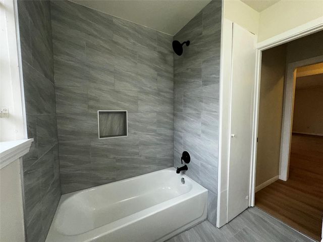 6023 Belarbor Street, Houston, TX 77033