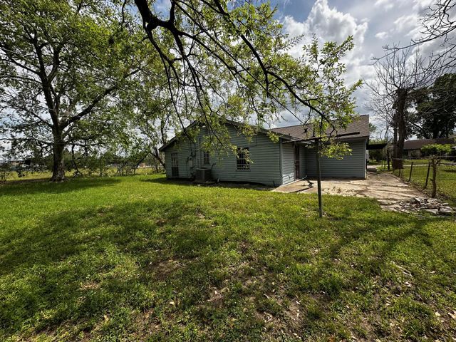 6023 Belarbor Street, Houston, TX 77033