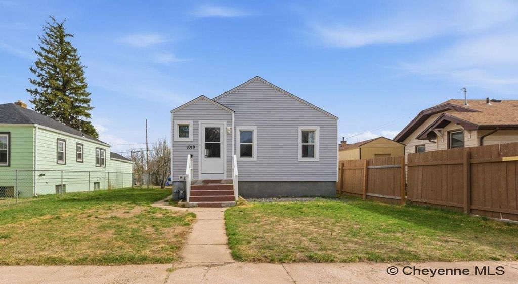 1019 W 27TH ST, Cheyenne, WY 82001