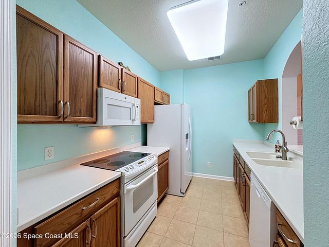1626 Peregrine Circle 207, Rockledge, FL 32955