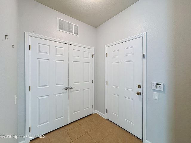 1626 Peregrine Circle 207, Rockledge, FL 32955