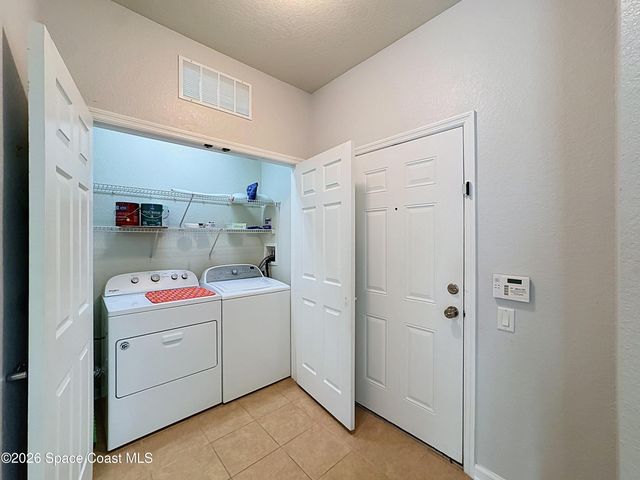 1626 Peregrine Circle 207, Rockledge, FL 32955