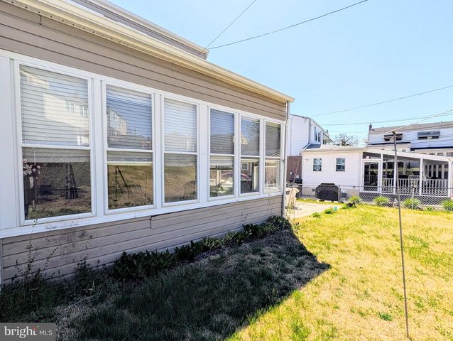 1439 MICHIGAN AVE, Swarthmore, PA 19081