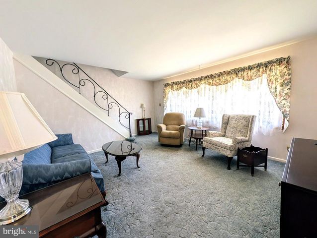 1439 MICHIGAN AVE, Swarthmore, PA 19081