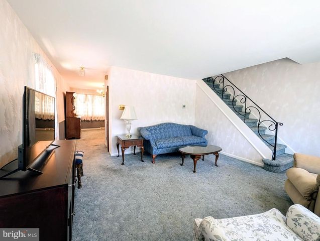 1439 MICHIGAN AVE, Swarthmore, PA 19081