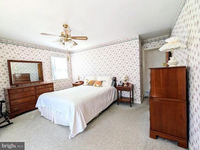 1439 MICHIGAN AVE, Swarthmore, PA 19081