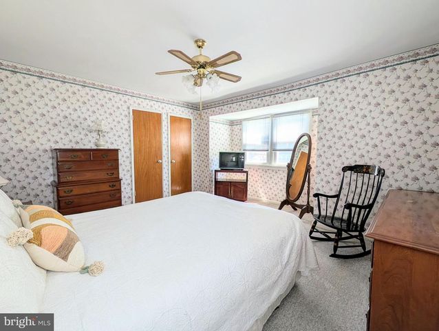 1439 MICHIGAN AVE, Swarthmore, PA 19081