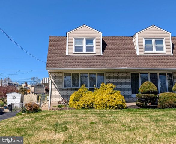 1439 MICHIGAN AVE, Swarthmore, PA 19081